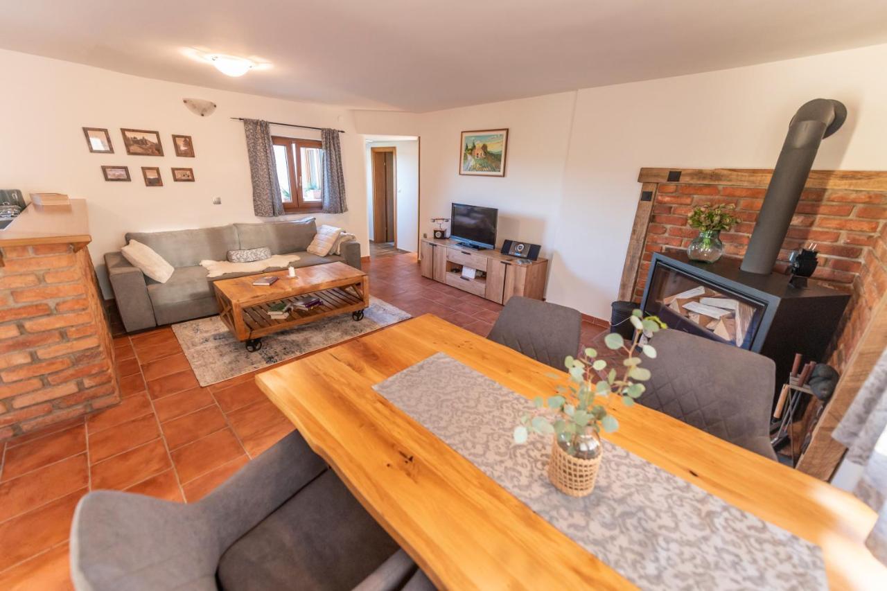 Hill Cottage Haloze Gruskovec Экстерьер фото